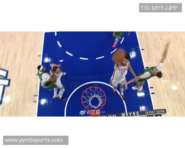 詹姆斯转发拉拉维亚精彩暴扣视频称赞杰克飞跃表现令人惊叹