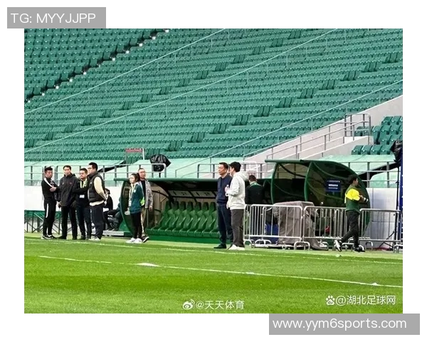 国安迅速调整训练计划总经理李明亲临现场指导球队训练